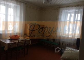 Продается двухкомнатная квартира, 42.5 м2, Яровое, улица Ленина, 13