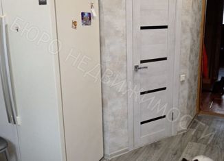 Продаю двухкомнатную квартиру, 42 м2, Балашов, улица Карла Маркса, 42