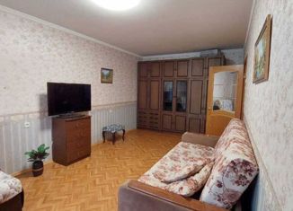 Сдам в аренду двухкомнатную квартиру, 44 м2, Москва, Новоясеневский проспект, 12к3, район Ясенево