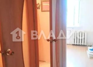 Продаю двухкомнатную квартиру, 43 м2, деревня Кривское, Центральная улица, 2