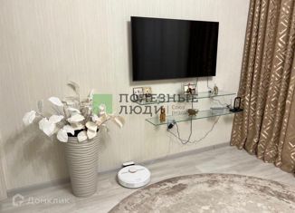 Продается 2-ком. квартира, 62 м2, Новороссийск, улица Куникова, 20А