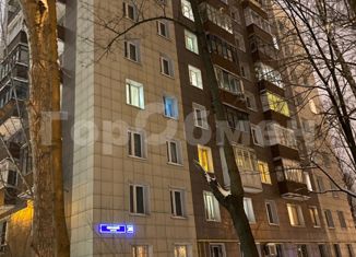 Продаю 2-комнатную квартиру, 38 м2, Москва, станция Соколиная Гора, Окружной проезд, 35