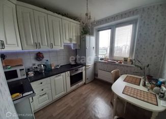Продам 3-комнатную квартиру, 79.3 м2, Москва, улица Полбина, 52, улица Полбина
