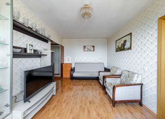 Продается 3-комнатная квартира, 55.3 м2, Санкт-Петербург, проспект Славы, 60, муниципальный округ № 72