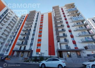 Продаю 3-ком. квартиру, 52 м2, посёлок городского типа Сириус, ЖК Фрукты, улица Акаций, 34к7