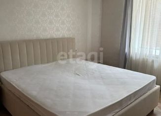 Продаю трехкомнатную квартиру, 106 м2, Белгород, улица Конева, 9