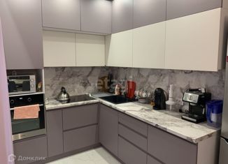 Продается двухкомнатная квартира, 46.8 м2, деревня Куюки, ЖК Новые Куюки, Молодёжная улица, 21