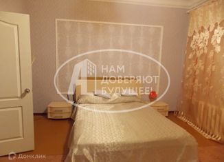 Продажа 2-ком. квартиры, 44 м2, поселок Углеуральский, 2-я Коммунистическая улица, 82