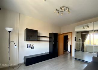 Продажа 3-ком. квартиры, 64 м2, Сочи, улица Павлика Морозова, 24, микрорайон Центральный