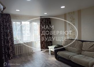 Продажа 4-ком. квартиры, 74.5 м2, Добрянка, улица Карла Маркса, 82/2