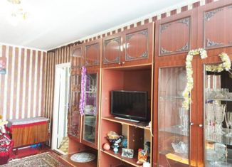 Продаю трехкомнатную квартиру, 64.7 м2, поселок городского типа Заозерное, Солнечная улица, 3