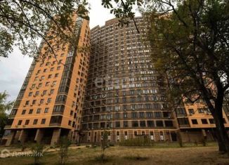 Продам трехкомнатную квартиру, 80 м2, Ростов-на-Дону, улица Варфоломеева, 222А/108А, Октябрьский район