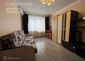 Продаю 2-комнатную квартиру, 43 м2, Щербинка, Рабочая улица, 2