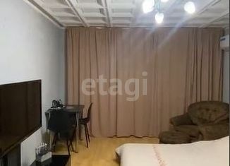 Продается 2-комнатная квартира, 56 м2, Джанкой, Октябрьская улица, 44/31