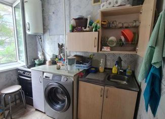 Двухкомнатная квартира на продажу, 46 м2, Уссурийск, улица Комарова, 73