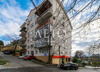 Продаю комнату, 100 м2, Сочи, улица Бытха, 2/1, микрорайон Бытха