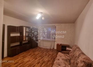 Продаю 1-ком. квартиру, 38.7 м2, Волгоград, Тракторозаводский район, улица Салтыкова-Щедрина, 1