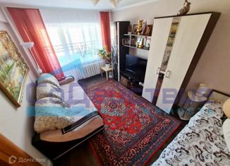 Продается двухкомнатная квартира, 44.3 м2, Омск, проспект Менделеева, 28