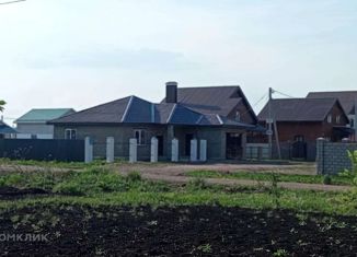 Продаю дом, 130 м2, село Новое Барятино, Кедровая улица