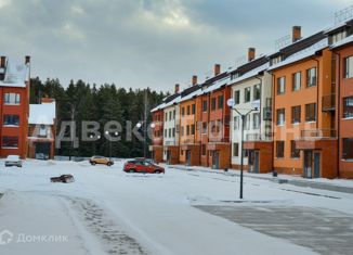 Продается двухкомнатная квартира, 79.7 м2, деревня Дербыши, Академическая улица, 5к1