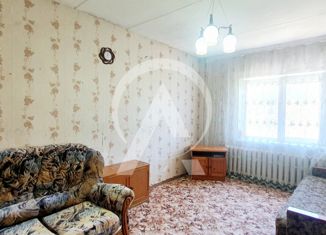 Продается 2-комнатная квартира, 42 м2, поселок городского типа Новомихайловский, 2-й микрорайон, 1