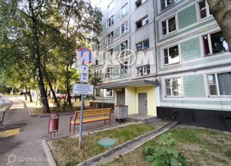 Продажа 3-комнатной квартиры, 50 м2, Москва, улица Генерала Белова, 19к1, метро Шипиловская