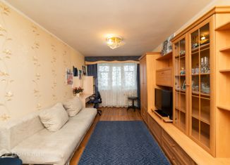 Продаю двухкомнатную квартиру, 42.8 м2, Курган, проспект Конституции, 40, жилой район Энергетики