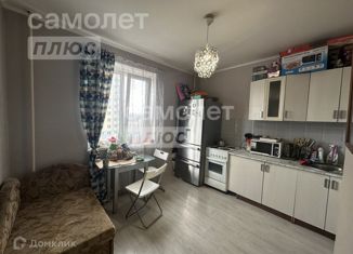 Продажа 1-комнатной квартиры, 35.6 м2, Курск, проспект Вячеслава Клыкова, 9