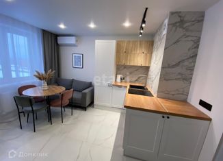 Продается однокомнатная квартира, 38.4 м2, посёлок городского типа Медведево, улица Дмитрия Средина, 9А