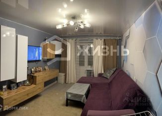 3-комнатная квартира на продажу, 61.1 м2, Екатеринбург, улица Пионеров, 4, улица Пионеров