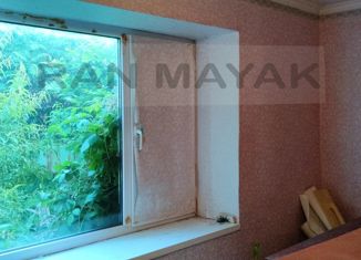 Продается 2-комнатная квартира, 24.9 м2, Майкоп, улица Ленина, 43