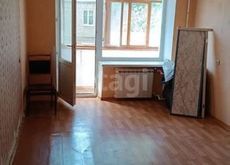 Продам 2-ком. квартиру, 44 м2, Таганрог, улица Шаумяна, 8