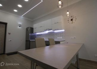 2-комнатная квартира в аренду, 55 м2, Москва, Мичуринский проспект, 26, ЖК Мичуринский