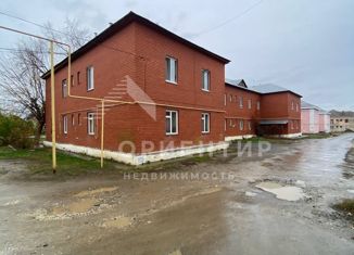 Продается трехкомнатная квартира, 75 м2, Сысерть, улица Розы Люксембург, 17