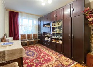 Продается 4-комнатная квартира, 86 м2, Нальчик, проспект Кулиева, 18