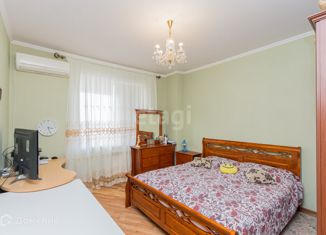 Продам 2-комнатную квартиру, 69.7 м2, Краснодар, улица Володи Головатого, 109