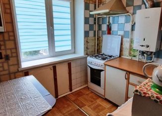 Продается 3-ком. квартира, 57.9 м2, Новгородская область, Большая Московская улица, 55