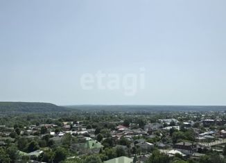 Продаю 1-ком. квартиру, 39 м2, Майкоп, Советская улица, 219