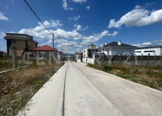 Продаю земельный участок, 6 сот., Геленджик, улица Казакова, 57