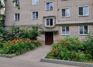 Продаю 3-ком. квартиру, 60 м2, Родники, улица Марии Ульяновой, 5