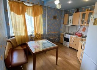 Сдаю в аренду 2-ком. квартиру, 67 м2, Республика Башкортостан, улица Ветошникова, 131