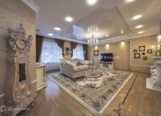 Продается трехкомнатная квартира, 152.4 м2, Рязань, улица Урицкого, 45