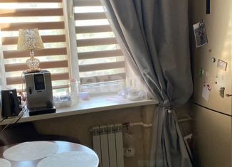 Продажа 3-ком. квартиры, 82.7 м2, Череповец, улица М. Горького, 24