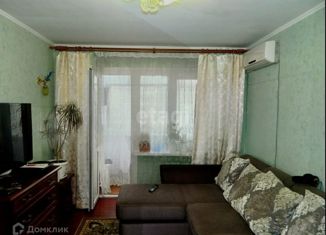 Продаю 2-комнатную квартиру, 42.7 м2, Новороссийск, Днестровская улица, 4