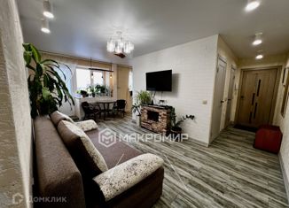 Продажа трехкомнатной квартиры, 55 м2, Архангельская область, Троицкий проспект, 123
