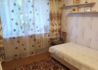 Продаю 3-ком. квартиру, 65 м2, Калининград, улица Аллея Смелых, 154