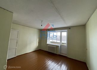 Продается 1-комнатная квартира, 35 м2, Коркино, улица 30 лет ВЛКСМ, 45Б