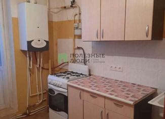 Сдается 1-ком. квартира, 34 м2, Белгород, улица Есенина, 50