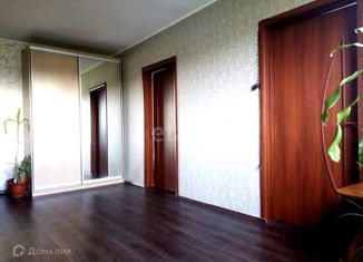 4-комнатная квартира на продажу, 60 м2, Новосибирск, улица Челюскинцев, 40, метро Красный проспект