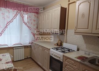 Продажа 3-ком. квартиры, 65 м2, посёлок Строитель, микрорайон Центральный, 7